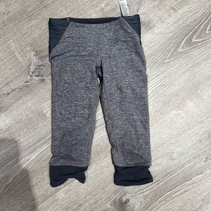 Girls Ivivva Capri Leggings